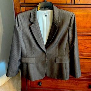 Tahari Pantsuit Size 16P